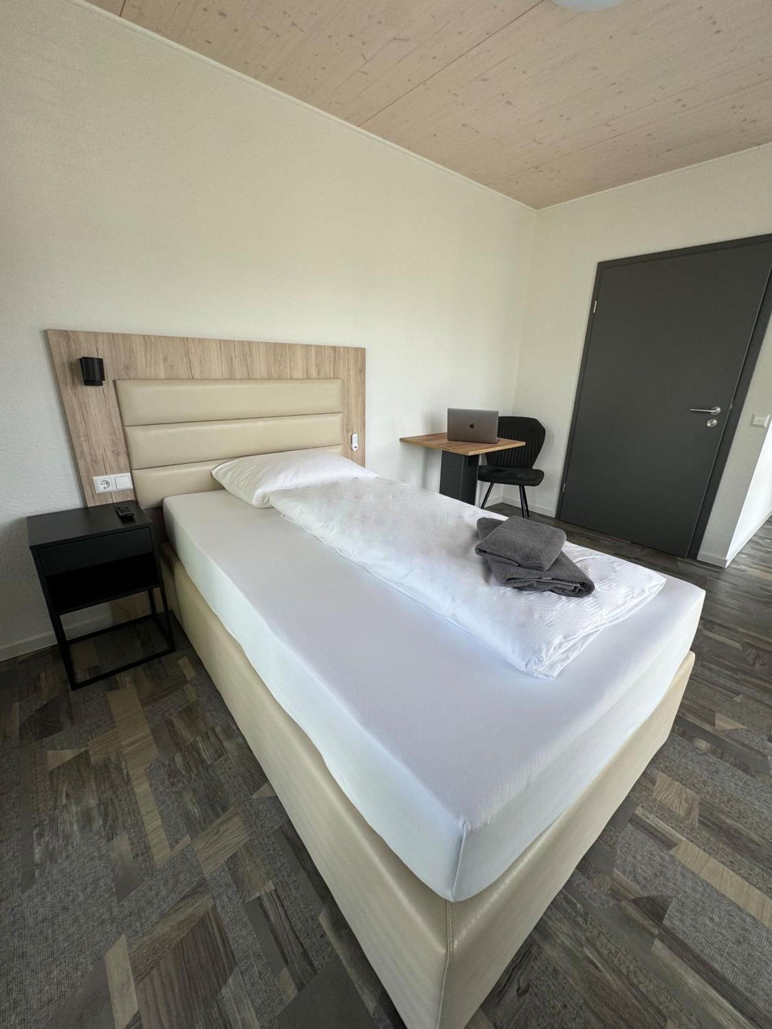 Hotel Lijo, Bei Basel Steinen  Luaran gambar