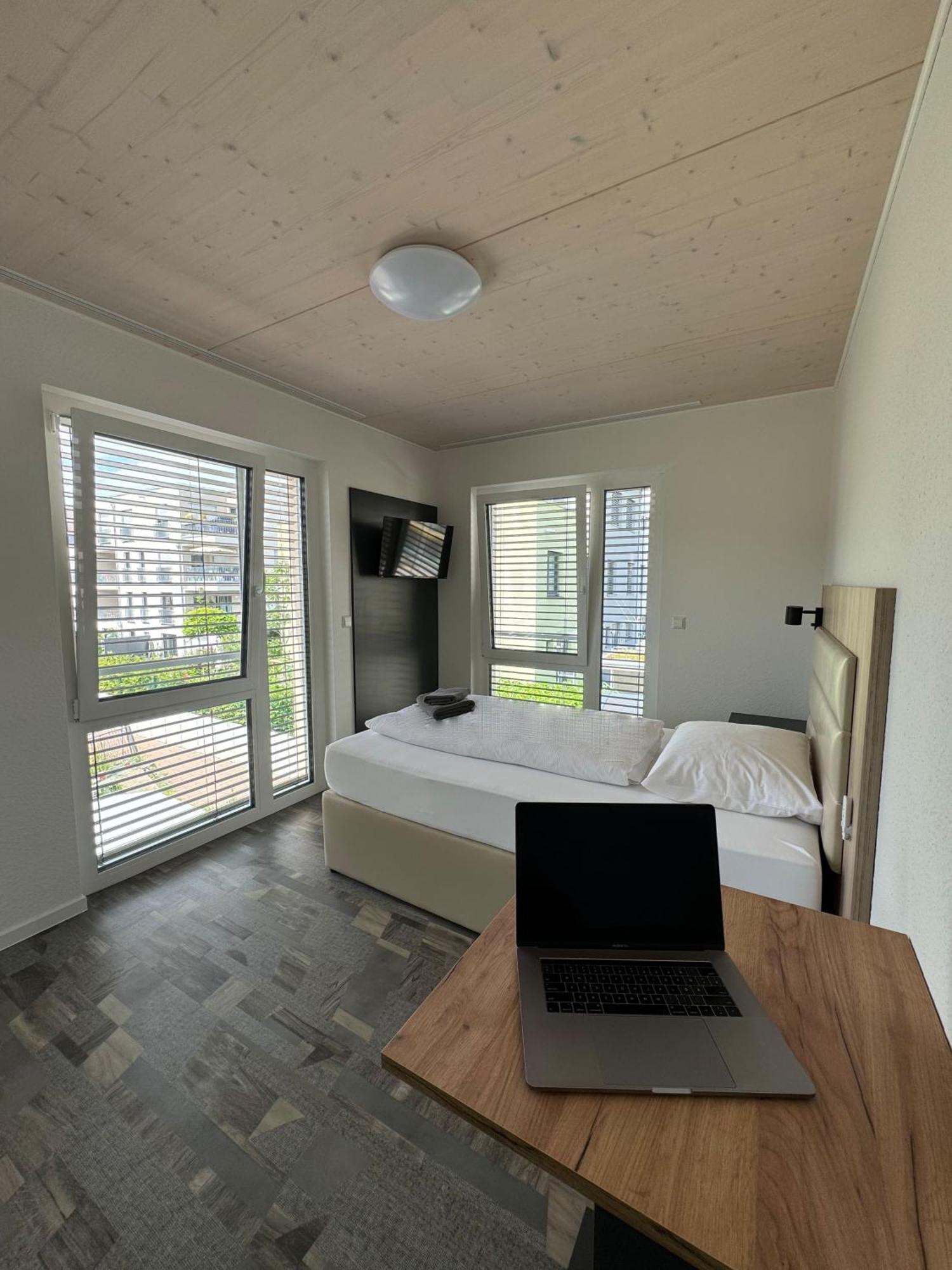Hotel Lijo, Bei Basel Steinen  Luaran gambar